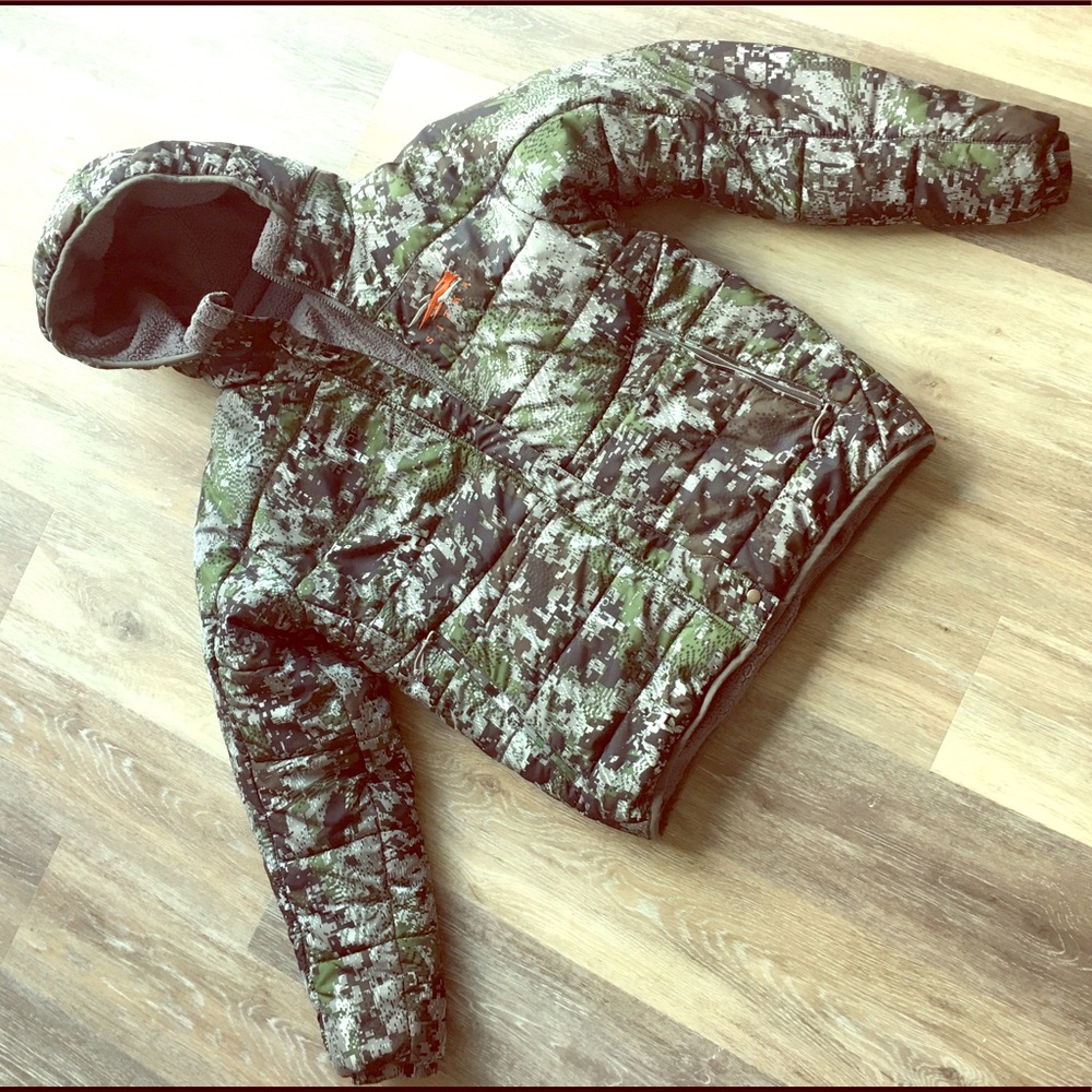 Youth XL Gore Optifade Sitka Jacket like new